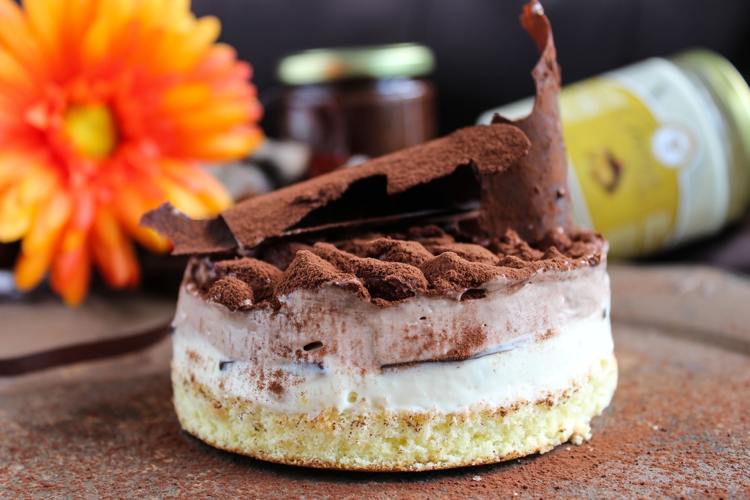 Semifreddo Crema Pinoli e Biscokrok