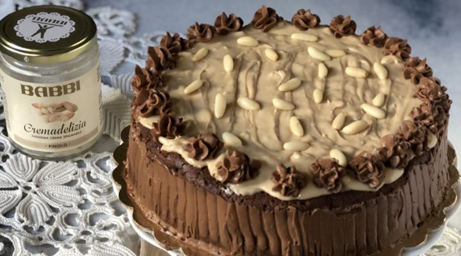 Tarta fondant de queso mascarpone con crema de pinones cremadelizia al pinolo